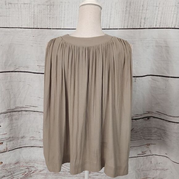 Free People Darcy Super V Sleeveless Top Size Small NWT - Picture 4 of 8